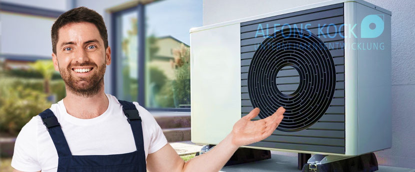 Handwerker mit Wärmepumpe